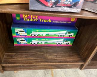 Die Cast BP Toy Tanker Trucks