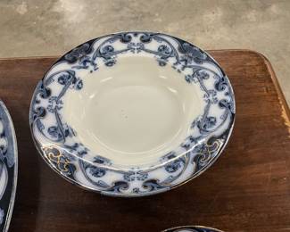 Royal Staffordshire Pottery Iris Pattern Serving Bowl/Dish