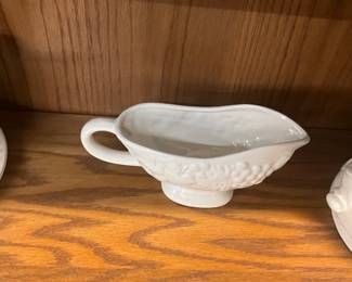 Embossed Pattern Gravy Boat