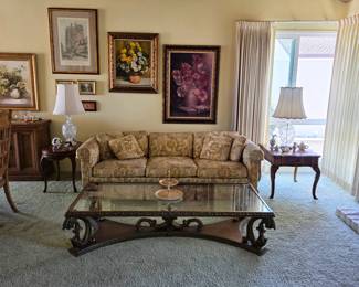 Vintage furniture, art and lamps