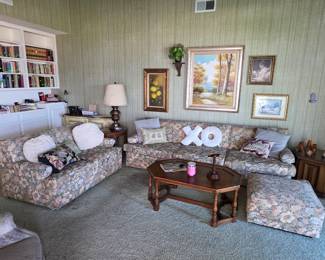 Vintage furniture, lamps and art