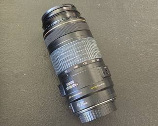 Canon Ultrasonic telephoto 70-300mm lens