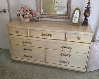 Vintage mid century dresser