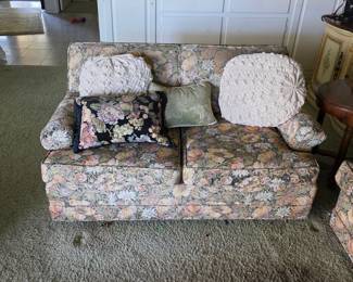 Vintage floral print loveseat 