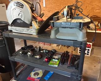 Fishing reels