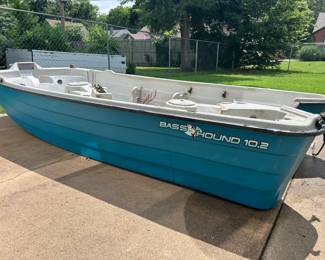 Bass trolly boat with motor and accessories 