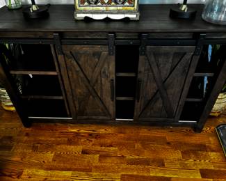LARGE CABINET WITH TWO SLIDING DOORS AND SHELVES
