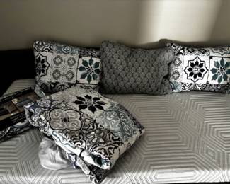 BEDDING FOR TRUNDLE BED
