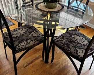 BEVELED GLASS FIVE PIECE DINETTE SET