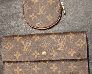Louis Vuitton change purse, wallet billfold 