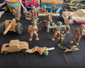 vintage toy soldiers 