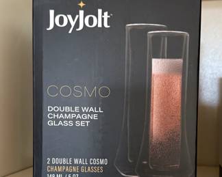 JoyJolt Champagne Flutes $25