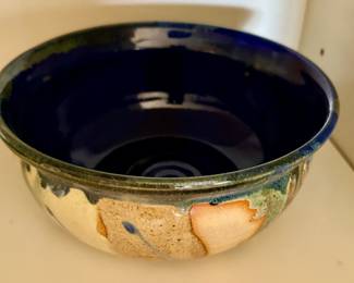 Ceramic Pottery Bowl. $20