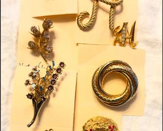 Goldtone Vintage Brooches