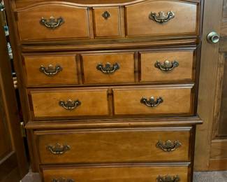 SUMTER  Maple Chest