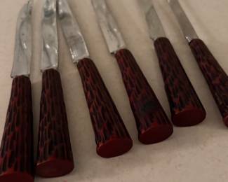 Bakelite Faux Antler Handle Dinner
Knives Set of Six- mid century