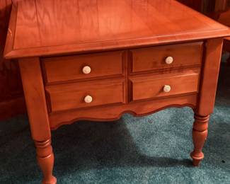 Vintage Federal Style Side or End
Table by Mohasco Peters-Revington