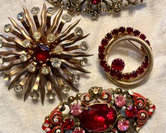 Mud Century Rhinestone Brooches