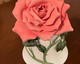 "The Sonia Rose" Bell by Jeanne Holgate, produced by Franklin Mint in 1983.