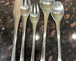 Dansk 1HQ flatware service for 12