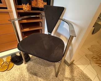Belgo chrom chair