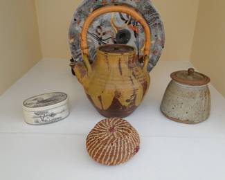 Pottery 4 front items only not the plate