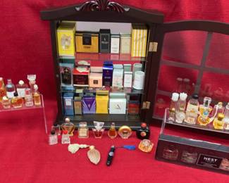 Vintage and Current Perfumes