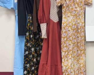 Womens Vintage Handmade Clothing