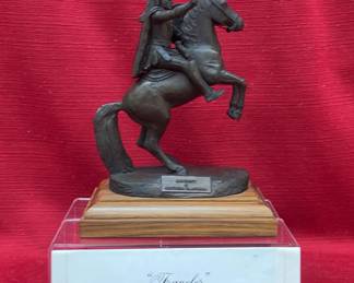 Official USC Alumni Traveler Association Sculpture