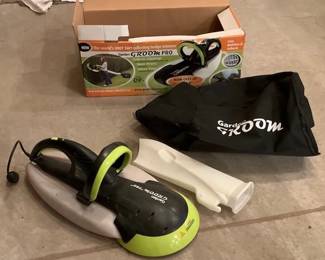 Garden Groom Pro Hedge Trimmer 