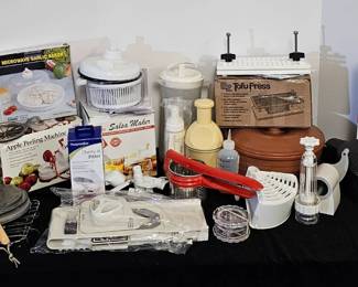 Kitchen Gadget Lot