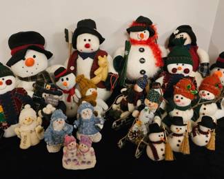 Snowmen Lot