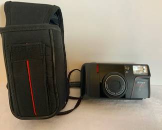 Nikon Zoom Touch 400 Camera