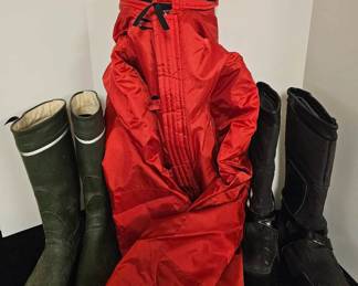 Eddie Bower Expedition Coat 2 Pair Extreme Cold Boots