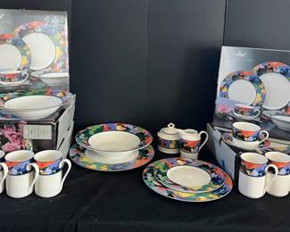 Christopher Stuart Optima Dining Set Fine China