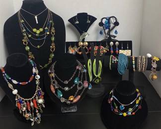 Artistic Beadwork Jewlery
