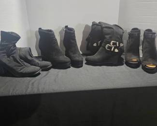 4 Pairs Of Black Boots