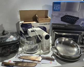 8 In One Cooker, 3 Pc Canister Set, 3 Pans, 2 New Kitchen Knives, Mixer,toaster Oven