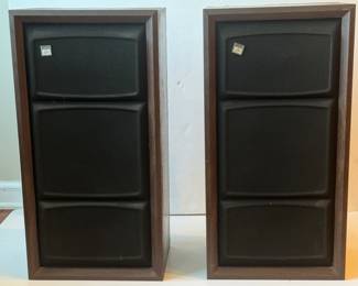 2 Vintage The Fisher XP-605 Speakers