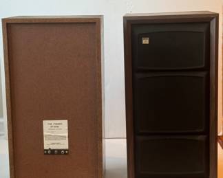 2 Vintage The Fisher XP-605 Speakers