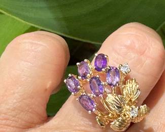 Amethyst & diam ring 14kt gold -5.2 gr- sz 6 1/2 -$600