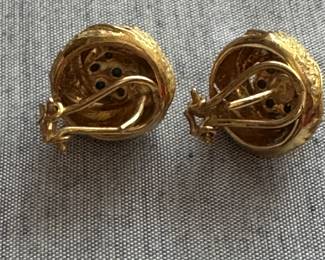 18kt gold pair of earrings turquoise $620