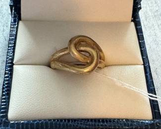 14kt gold ring Knot shaped $265