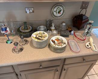 Lots of vintage items