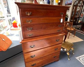 Chest on Chest, Chest of Drawers, Dresser, Ceramic Table Lamp