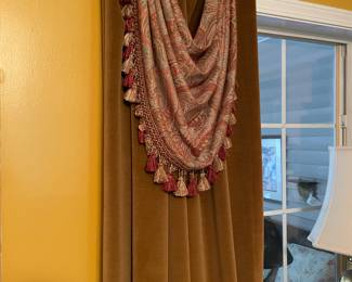 1 of 4 drapery panels