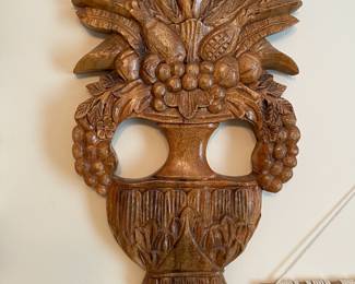 Lg wood carving
