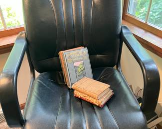 Desk chair