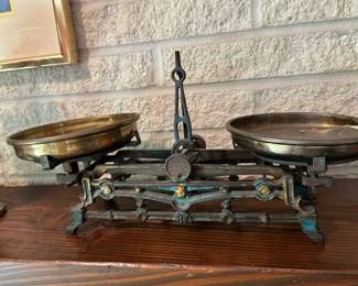 Antique scale