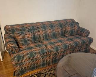 Nice Broyhill Sofa Sleeper 